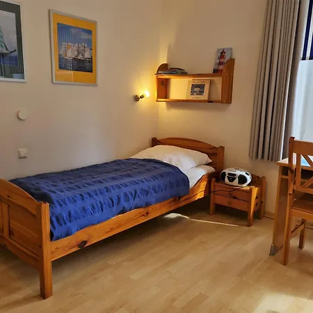 Urlaub Im Ostseebad - Haus Neuborn - Strandnah Und Ruhig Gelegen Whg Eg Апартаменты Грёмиц