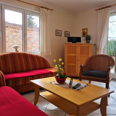 Urlaub Im Ostseebad - Haus Neuborn - Strandnah Und Ruhig Gelegen Whg Eg Грёмиц